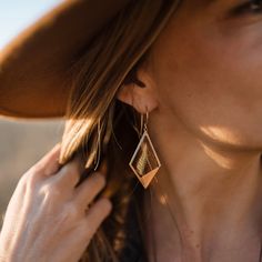 Nature-inspired Copper Earrings As Gift, Everyday Copper Drop Earrings, Nature-inspired Everyday Jewelry With Matching Earrings, Everyday Bohemian Copper Jewelry, Earthy Brass Dangle Earrings, Copper Drop Earrings, Earthy Gold Dangle Earrings, Earthy Teardrop Jewelry Gift, Earthy Teardrop Jewelry For Gift