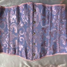 Super Cute All-Size Corset ! Never Worn , Also A Gift I Didnt Wear Purple Corset Top, Purple Corset, Pink And Purple, Corset Top, Pink Purple, Super Cute, Womens Tops, Halloween, Purple