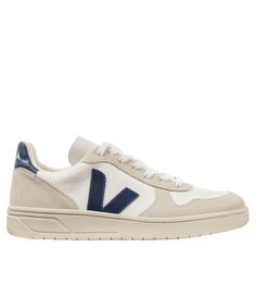 Men's VEJA V-10 Sneakers, Mesh | Casual at L.L.Bean Popular Shoes For Men, Mens New Balance Shoes, Sneakers For Men Casual, Veja Men, Mens White Sneakers, Classy Sneakers, Male Fits, Veja V 10, Veja Sneakers