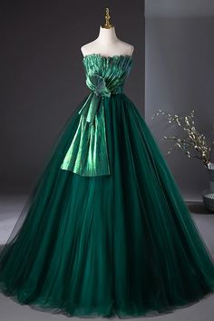 Emerald Radiance Evening Gown