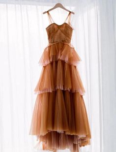 Terracotta Dress Prom, Terracotta Wedding Dress, Dancing Dresses, Tulle Prom Dresses, Tulle Sleeves, Taylor Swift Outfits, فستان سهرة, Tulle Prom Dress, Chicago Wedding