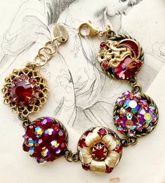 Wedding Costume Jewelry With Vintage Charm, Costume Jewelry With Vintage Charm For Weddings, Vintage Round Jewelry, Victorian Jeweled Wedding Bracelets, Vintage Jeweled Round Jewelry, Vintage Costume Jewelry Bracelet, Red Vintage Jewelry With Jubilee Bracelet, Vintage Red Jewelry With Jubilee Bracelet, Vintage Red Jubilee Bracelet