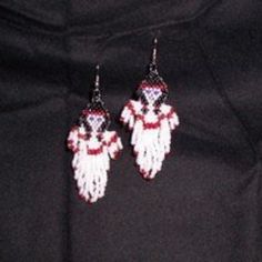 Handmade Indian Maiden Angel Dangle Seed Bead Earrings Qty Available For 1 Pair, You Pick The Color Condition New With Tags Gender Female Color Multi-Color Style Casual A Perfect Gift For A Special Person, A Friend Or For Yourself! Indian Seed Bead Earrings, White Dangle Beaded Earrings, White Beaded Earrings With Colorful Beads, Beaded Angels, Hand Beaded Embroidery, Native American Beadwork, Jewelry Indian, Seed Bead Earrings, Bead Earrings