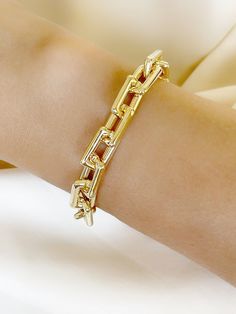 Thick handmade solid gold paper clip bracelet Gold Large Open Link Chain Bracelet ,Real Gold Paper Clip Bracelet , Rectangle Bracelet Gold  ✪ Handmade / Handcrafted Fine Jewelry  ✪ Gold Weight: Approx. 12.31-16.00g   ✪ Metal:  14K Solid Gold   ✪Width of each Bangles:   ✪ Length of the each Bangles: 4-10 inches   ✪ Gold Color: White gold, Rose gold, Yellow gold ♡ For questions or special designs, please contact us via message. We are happy to hear from our customers and always respond quickly. Comments are always valuable. 🎁 TRANSPORTATION You can put your choice in the cart, it will be in stock and shipped within 24 hours! . Deliveries are made within 3-5 days. We are not responsible for customs duties incurred during international orders. ☎ Please leave your phone number at the checkout Modern Gold Chain Rectangular Bracelets, Gold Plated Rectangular Gold Chain Bracelet, Gold Chain Bracelet With Rectangular Links, Yellow Gold Chain Bracelet With Rectangular Links, Luxury Rectangular Gold Chain Bracelet, Gold Chunky Chain Rectangular Bracelets, Rectangular Gold Bracelet With Solid Link Construction, Gold Rectangular Solid Link Bracelet, Gold Chain Rectangular Paperclip Bracelet For Formal Occasions