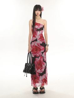 Embrace summer with a touch of elegance in our One Shoulder Floral Maxi Dress with a Back Cut-Out Detail.
Made with lightweight materials, this dress features a vibrant floral pattern that exudes a carefree vacation vibe. Its one-shoulder design coupled with a captivating back cut-out offers a blend of sophistication and charm, perfect for varied stylish outings.
This versatile piece transitions seamlessly from day to night, making it suitable for beach weddings, brunches, or evening events. Acc Style Analysis, Tropical Outfit, Brunch Dress, Indian Dresses Traditional, Graphic Dress, Flower Print Dress, Night Out Outfit, Beach Weddings, Dolce E Gabbana