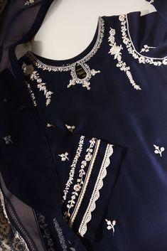 Designer Embroidered Indigo Kurta, Indigo Salwar Kameez With Resham Embroidery, Embroidered Straight Kurta In Indigo, Indigo Embroidered Straight Kurta, Embroidered Indigo Straight Kurta, Festive Indigo Sets With Resham Embroidery, Wedding Indigo Sets With Dupatta, Indigo Wedding Sets With Dupatta, Indigo Wedding Set With Dupatta