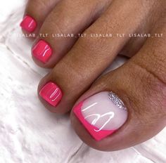 Feet Gel Polish Design, Pedicure Nail Designs Summer, Colorful Pedicure Ideas, Toes Gel Polish Ideas, Toes Ideas Pedicures, Pedicure Polish Ideas, Gel Toes Ideas Summer, Toe Nail Summer Colors, Spring Pedicure Ideas Toenails 2023