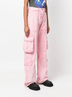 light pink cotton denim bleached effect high-waisted belt loops logo patch to the rear front button and zip fastening two side cargo pockets two side slash pockets two rear flap pockets two side flap pockets wide leg floor-length Spring Pink Washed Bottoms, Pink Wide Leg Cargo Jeans For Summer, Pink Cotton Cargo Jeans For Summer, High Rise Pink Bottoms For Streetwear, Spring Washed Pink Bottoms, Faded Cotton Cargo Jeans For Spring, Pink Utility Cargo Jeans For Spring, Pink Utility Bottoms For Summer, Pink Cotton Bottoms With Five Pockets