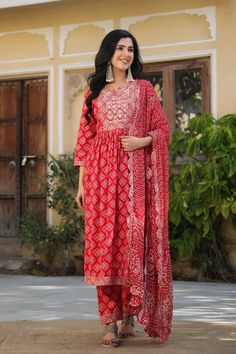 This is a beautiful 3-piece set. The set comes with printed & embroidered kurta has round neck, calf length and 3/4th sleeves teamed with matching trouser pants and a dupatta with embroidery detailing. Total No of Set-3 Color - Red Kurta Fabric: Rayon Bottom Fabric - Rayon Dupatta Fabric-Chiffon Work Done - Print & Embroidered Detailing. Sleeve Length: 3/4th Sleeves Occasion: Party Wear Washing Instructions: Dry Clean Red Kurta, Liquid Glitter Eyeshadow, Embroidered Suit, Embroidery Detailing, Chiffon Dupatta, Suit Set, Trouser Pants, Indian Wear, Online Retail