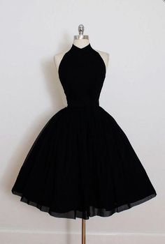 Formal Prom Dresses Short, डिजाइनर कपड़े, Girls Loafers, Braids Black, Mode Emo, Robes Glamour, Haine Diy, Prom Dresses Simple, Mini Homecoming Dresses