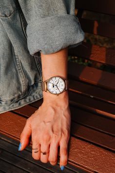 Purple Lightsticks | Rose Gold Women's Watch 36mm - Milanese Mesh This analogue watch features an ivory white dial juxtaposed with a day date and moon phase complication. A scratch-resistant domed sapphire crystal, a material second only to diamond, complements and protects the dial. This fine timepiece comes in a 36mm diameter case, proven to be perfectly proportioned for ladies with petite wrists. Paired with interchangeable straps, the watch can easily be personalised within seconds to suit y Rose Gold Watch Accessories With Subdials And Round Dial, Rose Gold Watch Accessories With Subdials, White Watch With Date Display As Gift, Rose Gold Chronograph Watch, Timeless Rose Gold Chronograph Watch With Metal Dial, Round Dial Watch Accessories With Day-date Display Gift, Watch Accessories With Day-date Display For Gift, Gift Watch Accessories With Day-date Display, Timeless Round Watch With Day-date Display