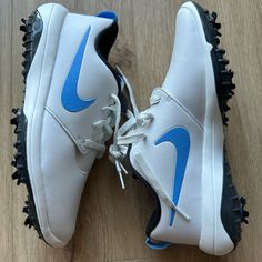 Brand New Without Box Nike Shoes Men, Mens Nike Shoes, Nike Roshe, Nike White, Golf Shoes, Shoes Men, White Nikes, Men's Nike, White Blue