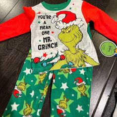 New Grinch Christmas 2 Piece Fleece Youth Pajamas Size Size 4 Christmas Bedtime Long Sleeve Sets, Playful Long Sleeve Christmas Sleepwear, Holiday Green Long Sleeve Sets, Green Christmas Sleepover Sets, Holiday Long Sleeve Sleepover Sets, Winter Multicolor Loungewear Sets, Green Pajama Party Sets For Winter, Green Christmas Bedtime Sets, Playful Long Sleeve Holiday Sets