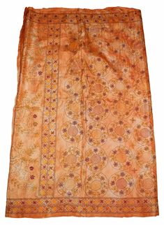 About this item Vintage Indian Indian West Bengal Saree 100% Pure Silk Tie & Dye Sari Kantha What A Beautiful Masterpiece Of A Saree. Base Fabric Is 100% Pure Silk In Light Orange Color With Amazing Tie And Dye Work. All Over Saree Adorned With Floral And Paisley Design With Multi Color Thread Work. Traditional Kantha Work Is The Highlight Of The Saree. Kantha : Kantha Is A Hand Embroidery Style Traditionally Practiced By Rural Womenfolk In State Of West Bengal. Kantha Embroidery Is Recogniz Bengal Saree, Embroidery Thread Work, Kantha Sari, Saree Floral, Kantha Embroidery, Pure Silk Saree, Kantha Work, Saree Fabric, Handmade Embroidery