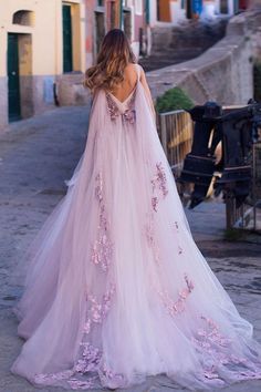 Bride Dress Backless, Disney Wedding Dress, Disney Wedding Dresses, Tulle Wedding Gown, Fairy Tale Wedding Dress, Fairy Wedding, Lace Formal Dress, Disney Dresses