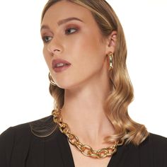 Product Description: This elegant gold chain necklace with toggle clasp is the perfect way to add a touch of luxury to your everyday look. The necklace features a 1.5mm thick gold chain that is 18 inches long. The chain is finished with a toggle clasp that is easy to open and close. Dimensions: 18" long Style Number: 9228N18 Clear Crystal Bracelet, Extra Accessories, Thick Gold Chain, Pearl Pendant Necklace, Long Style, Gold Chain Necklace, Kenneth Jay Lane, Toggle Clasp, Crystal Bracelets