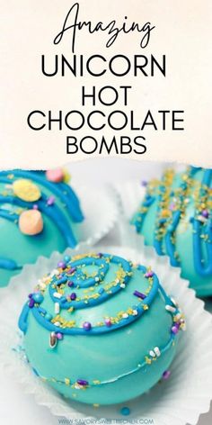 Blue Hot Chocolate, Chocolate Types, Rainbow Recipes, Whipped Shortbread, Unicorn Hot Chocolate, Cupcakes Design, Chocolate Creations