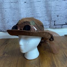 Steampunk Brown Bowler Hat Nwt Steampunk Brimmed Hat For Halloween, Steampunk Brimmed Halloween Hats, Adjustable Pirate Hat For Costume, Adjustable Pirate Hat For Costumes, Vintage Adjustable Hat For Festivals, Adjustable Vintage Hats For Festivals, Adjustable Vintage Hat For Festivals, Adjustable Brimmed Pirate Hat, Adjustable Wide Brim Pirate Hat