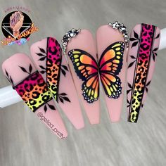 Printed Nails Design, Cute April Nails, Animal Print Uñas, Cute And Easy Nails, Nail Designs And Colors, Heavenly Nails, Quick Nail Art, Butterfly Nail Designs, Animal Print Nails Art