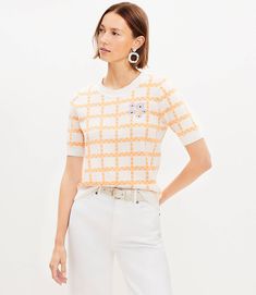 Floral Embroidered Gingham Sweater Tee Spring Preppy Workwear Sweater, Spring Preppy Cotton Sweater, Preppy Crew Neck Sweater For Spring, Preppy Gingham Tops For Spring, Spring Preppy Gingham Tops, Spring Gingham Preppy Tops, Casual Gingham Crew Neck Top, Preppy Crew Neck Tops For Fall, White Knit Preppy Tops