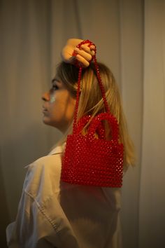 Aesthetic tote bag for woman. Vintage pearl beaded red retro bag that will decorate your Valentine's day.  🔥PROCESSING TIME 3-4 days MATERIAL: Crystal red beads 8mm. LINING White satin🤎 The bag can be made with a LINING with a POCKET or without a lining. Choose VARIATIONS when you place an order☝ With every pearl bag you'll get jewelry GIFT -  jewelry🎁 In addition to the gift, a hand-signed POSTCARD with a message from the purse is attached to the order✉ If this is a present, be sure to write me the name of the recipient✒ More pearl bags: https://www.etsy.com/shop/VitakaJewelry?ref=seller-platform-mcnav§ion_id=29560344 Please be aware that some countries impose customs fees and taxes for packages that enter your country.  These fees are kept by your government and outside of your purcha Trendy Double Handle Box Bag Gift, Trendy Double Handle Box Bag For Gift, Trendy Shoulder Bag With Pearl Handle As Gift, Trendy Handheld Evening Bag As Gift, Red Double Handle Shoulder Bag For Party, Trendy Beaded Bag As A Gift, Party Red Double Handle Shoulder Bag, Trendy Bags With Pearl Handle For Gifts, Trendy Evening Bag With Pearl Handle As Gift