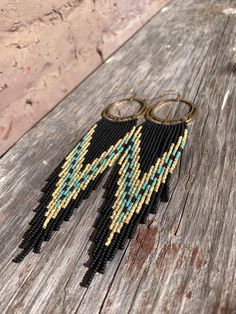 Handmade jewelry Handwoven earrings made with Miyuki glass beads Made with high quality Japanese glass beads Brass hoops Long fringes ? inches long from ear piercing Ready to ship https://www.etsy.com/ca/shop/Joseefromthenorth Handwoven Earrings, Earring Inspo, Earrings Patterns, Bead Fringe, Beading Inspiration, Boho Chic Earrings, Brass Hoops, Beaded Earrings Patterns, Long Fringes