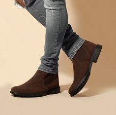 Bota Chelsea Masculino Sola Vermelha Looks Country, O Design, A P, Chelsea, Mens Outfits, Boots, Sneakers, Chelsea Fc