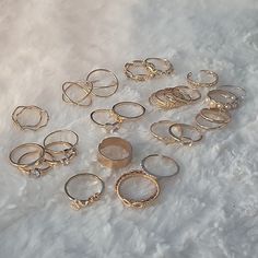 All Styles Of Fashion Rings. About 15-20 Nwot Gold Rings Multiple, Pack Of Rings, Cute Rings For Teens, Cute Jewelry Aesthetic, Cute Rings Gold, Cute Gold Rings, Every Jewels, Gold Rings Aesthetic, Christmas List Items