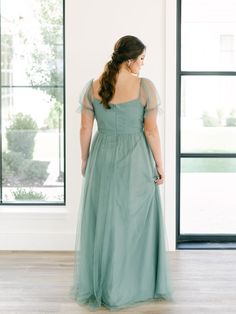 Wedding Guest Outfit Ideas, Plus Size Wedding Guest, Wedding Parties Colors, Plus Size Wedding Guest Dresses, Dress With Puffy Sleeves, Tulle Bridesmaid Dress, Bridesmaid Dress Colors, Wedding Guest Dresses, Plus Size Wedding