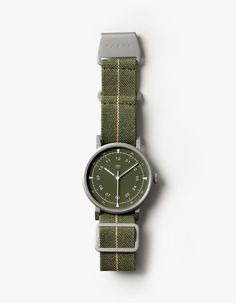 MUS-06 OLIVE P 40MM Minimal Watch, Classy Watch, Simple Watches, Field Watches, Minimalist Watch, Best Watches For Men, Vintage Military, Wristwatch Men, Watch Brands