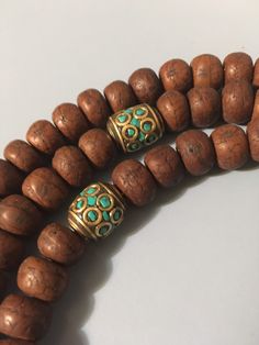 Bodhi seed mala conch shell guru bead and Nepal inlaid marker beads. Tibetan Buddhist style Amber Resin, Adjustable Knot, 108 Bead, Tibetan Buddhist, Mala Necklace, Conch Shell, Mala Beads, Conch, Nepal