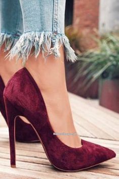 Red Bride Shoes Shipskin Leather Sexy 12cm Heeled Stilettos High Heels Pointed Toe Red Black Women Sepatu Pump, Nike High Heels, Best Casual Shoes, Hak Tinggi, Velvet Shoes, Heels Classy, Valentino Shoes, Prom Shoes, Pointed Toe Shoes