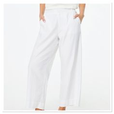 Summer Loungewear Bottoms With Button Closure, Summer Straight Pants With Button Cuffs, Relaxed Fit Bottoms With Button Cuffs For Loungewear, High-waisted Pants With Button Cuffs For Summer, Summer Wide Leg Bottoms With Button Cuffs, Summer Wide-leg Bottoms With Button Cuffs, Spring Wide Leg Pants With Button Cuffs, Casual Pants With Button Closure For Daywear, White Relaxed Fit Wide Leg Pants For Work