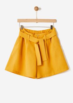 BELTED LONG SHORT Girls Belts, Honey Yellow, Pleated Shorts, Long Shorts, Honey, Elastic, Yellow