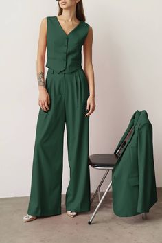 Emerald women's vest, Three Piece Suit, Green Pantsuit, Dark Green Palazzo, Office Set, Formal Wear, Prom Suit, Wedding Guest Set, Oversize ⭐Size: Please write your chest, waist, hips, height, and we will make a suit to your individual measurements! After you place your order, we may ask you for additional measurements. We do this to ensure that the suit fits you perfectly👌😊 ⭐Our fabric: We have used a premium quality suiting fabric.  ⭐Shipping: ✈️We have two shipping options that we can offer Suit Wedding Guest, Green Pantsuit, Green Suit Women, Outfit Formal Mujer, Bridesmaid Suits, Wedding Guest Suits, Women Suits Wedding, Suit Green, Prom Suit