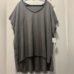 New Gray Fp Movement By Free People Oversized Tee Shirt In Size Small. Oversized Sporty V-neck Top, Sporty Oversized V-neck Top, Oversized Athleisure Tops For Layering, Relaxed Gray Tops For Spring, Relaxed Gray Top For Spring, Athleisure Short Sleeve Tops For Layering, Relaxed Short Sleeve Tops For Layering, Relaxed Short Sleeve Layering Tops, Oversized Gray V-neck Top