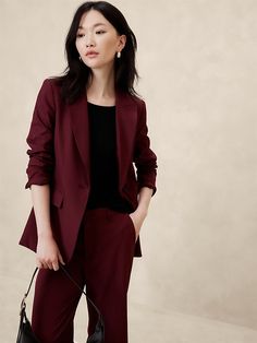 Sculpted Suit Blazer | Banana Republic Factory Navy Suit Women Business, Maroon Womens Suit, Work Outfits Women Hourglass Shape, Women Suit With Tie, Office Fashion Midsize, Winter Suit Outfits Women, Law Suits For Women, Plum Outfits Female, Modern Business Professional Women