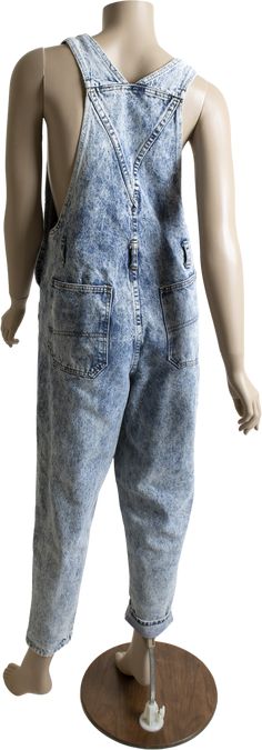 ♥ Cute pair of vintage 1980s acid wash denim overalls!♥ Button and hook closures. Has pockets on the side and front.♥ Fun acid wash!!♥ In very good condition! Slight fray near one side button, see last photo. Still works! A few minor light stains on the legs. No labels!* measurements *Bust - about 12" across the front bodiceWaist - 32"Hips - 38"Length - 55" straps can be adjustedInseam- 29"Would be fit a small to medium, not pinned on mannequin Be Fit, Jean Overalls, Acid Wash Denim, Denim Overalls, Light Stain, Acid Wash, Denim Jean, Vintage Boutique, Denim Wash