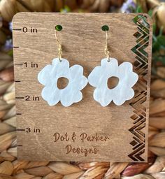 Pearly White Flower Dangle Acrylic Earrings, White Flower Earrings, Unique Jewelry for Her, Gift for Friend, Lightweight Jewelry - Etsy