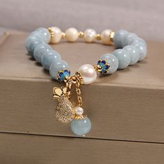 Affordable Blue Elegant Pearl Bracelet, Beaded Gemstone Bracelets, Crystal Bracelet Ideas, Pearl Bracelet Ideas, Elegant Pearl Jewelry, Real Pearl Bracelet, قلادات متدلية, Bracelet Styles, Cultured Pearl Bracelet