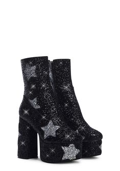 Lamoda x Dolls Kill Sparkly Star Platform Boots - Black/Silver Glitter Knit Toys, Dr Shoes, Funky Shoes, Black Platform Boots, Toys Dolls, Streetstyle Fashion, Swag Shoes, Pretty Shoes, Dream Shoes