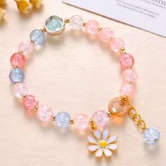 Daisy Charm Beaded Pink Bracelet Brand New Boutique Item Offers Welcome Bundle & Save! قلادات متدلية, Desain Quilling, Bracelet Couple, Daisy Bracelet, Crystal Beads Bracelet, Wish Bracelets, Glass Bracelet, Bracelets Handmade Beaded, Bead Charm Bracelet