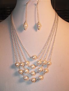 "This faceted shell pearl & crystal necklace on silver chains would look beautiful on a bride or bridesmaids in the wedding.  Made from the finest shell pearls and a rhinestone bar fastener .  The longest chain measures 18\" and the earrings are 3\" long from top of earwire.  Pearls are timeless and this set is very classy and will go with anything!" Crystal Necklace Beads, Rhinestone Chain Jewelry Diy, Beaded Jewelry Designs Necklaces, Diy Necklace Designs, Etsy Jewelry Necklace, Jewellery Model, Diy Necklace Patterns, Diy Pearl Necklace, Choker Pearl