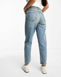 Jeans by Mango Everyday is a denim day Regular mom fit High rise Belt loops Concealed fly Five pockets Mama Jeans, Mango Jeans, Denim Day, Jeans Mom, Drop Top, Mom Jean, Jeans Shop, Mom Jeans, Topshop