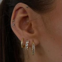 Tiny Hoop Earrings, نظارات شمسية, Stone Studs, Jewelry Inspo, Online Jewelry Store, Cz Stone, Gold Gold, Bling Bling, Cute Jewelry