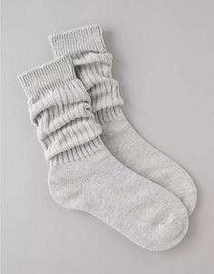 AE Super Slouchy Socks Womens Slouch Socks, American Eagle Socks, Sticking Stuffers, Basic Socks, Socks And Jeans, Slouchy Socks, Aesthetic Socks, Pretty Socks, Slouch Socks