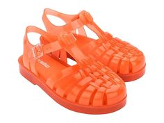 Mini Melissa Possession (Little Kid/Big Kid) - Girl's Shoes : Orange : The Mini Melissa Kids Possession jelly sandal. Slip-on shoe with buckle strap, 100% recyclable, water-resistant, flaunting Signature Mini Melissa fruity scent. Upper and lining crafted with 98% melflex PVC material with 2% metal, a soft cushioned insole, Grenflex midsole. Made in Brazil. Measurements: Weight: 4 oz Product measurements were taken using size 11 Little Kid, width M. Please note that measurements may vary by size Fisherman Sandals Women, Orange Jelly, Mini Melissa Shoes, Shoes Orange, Toddler Girl Shoes, Melissa Shoes, Baby Sandals, Mini Melissa, Girls Shoes Kids