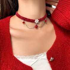 Length: 31-40cm Red Clavicle Chain Necklace For Party, Red Metal Choker For Party, Red Clavicle Chain Choker, Trendy Flower Necklaces For Party, Trendy Flower Choker Necklace Gift, Trendy Flower Choker Necklace (gift), Trendy Flower Shape Necklaces For Party, Trendy Flower Choker Necklace As Gift, Trendy Red Choker Necklace