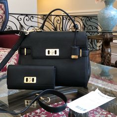 Authentic Michael Kors Handbag&Wallet Set Michael Kors Handbag, Handbag Wallet, Handbags Michael Kors, Michael Kors Black, Camera Bag, Crossbody Bags, Top Handle Bag, Michael Kors, Bag Lady