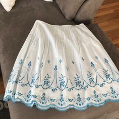 Ann Taylor Swiss Dot Pleated And Embroidered Skirt. Beautifully Detailed Skirt. 24” From Natural Waist. Perfect Condition. Taylor White, Embroidered Skirt, Swiss Dot, Ann Taylor, White Blue, Womens Skirt, Size 2, Blue And White, Sewing